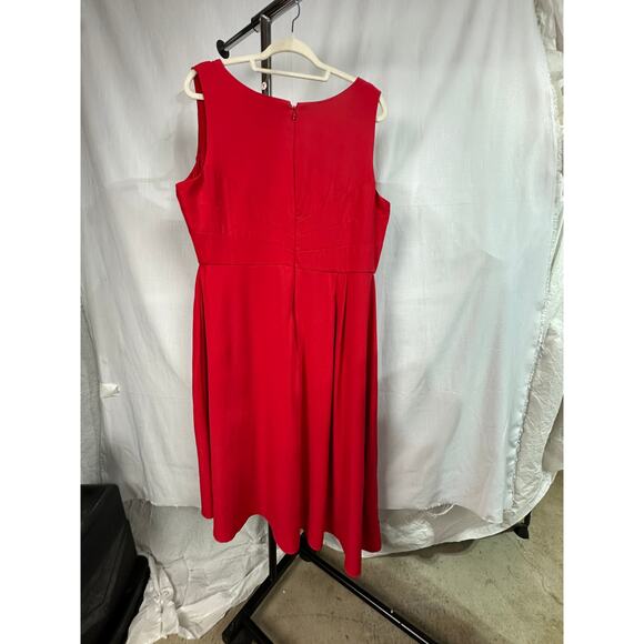 Lane Bryant Red Sleeveless Dress sz 20 lined, sexy, swingy, flattering - Picture 12 of 13
